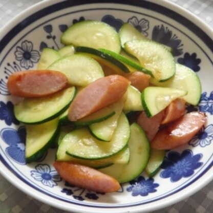 はじゃじゃさん、こんにちは♪サッと簡単に作れました♪シンプルな味付けで美味しかったです♪レシピありがとうございました(๑^᎑^๑)